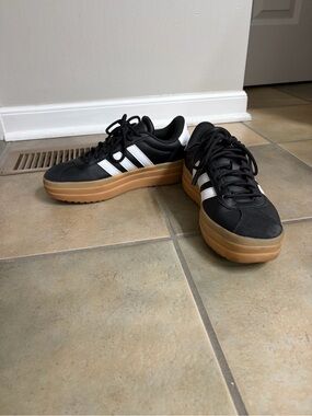Adidas black